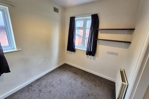 8 Derwentwater Terrace, Leeds, LS6 3JL