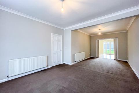 4 bedroom detached house for sale, Gouge Avenue, Northfleet, Gravesend, Kent, DA11