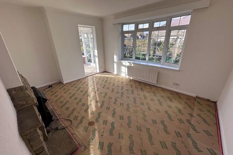 2 bedroom detached bungalow for sale, Colin Blythe Road, Tonbridge, TN10