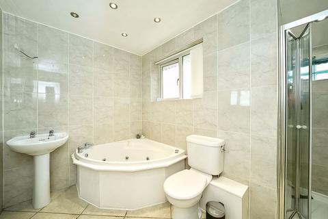 4 bedroom semi-detached house for sale, Gurnard Close, Coppice Farm Est, Willenhall