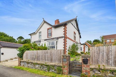Llanegwad, Nantgaredig, Carmarthen