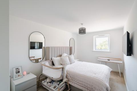 2 bedroom flat for sale, Cribbs Causeway, Bristol BS10