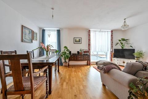 1 bedroom flat for sale, Martyr Road, Guildford, GU1