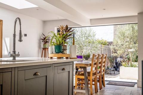 4 bedroom terraced house for sale, Eastern Villas Road, Southsea