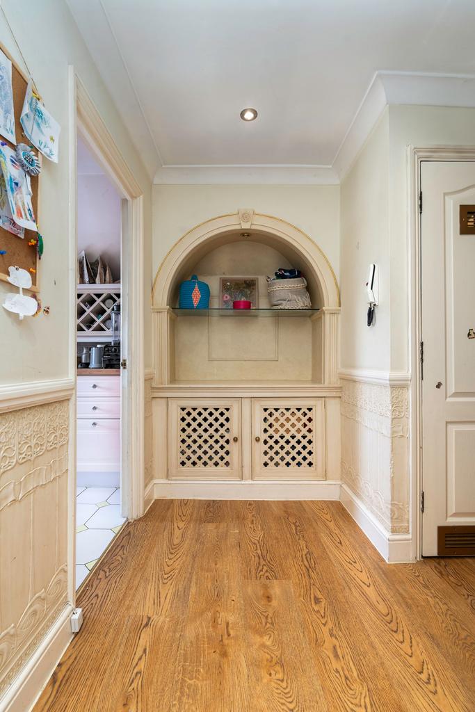 Hallway For Sale 3 Bedroom Flat Conservatory...