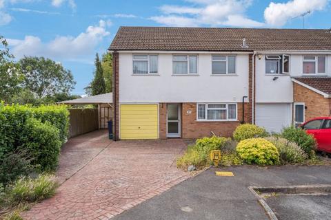 undefined, Captain Cook Close, Chalfont St. Giles