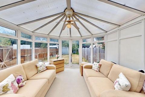 3 bedroom semi-detached house for sale, Daleham Drive, Uxbridge, UB8