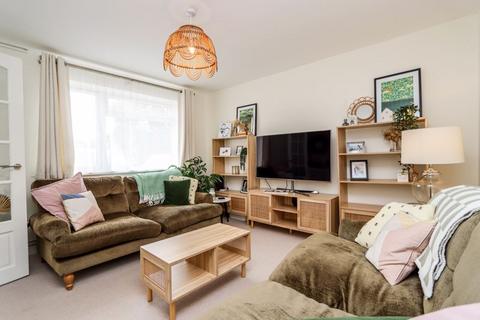 42 Chard Road, Clevedon, BS21 6LW