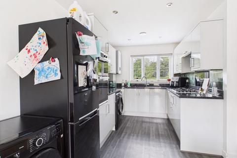 3 bedroom house for sale, Hidderley Park, Camborne - Well presented family home