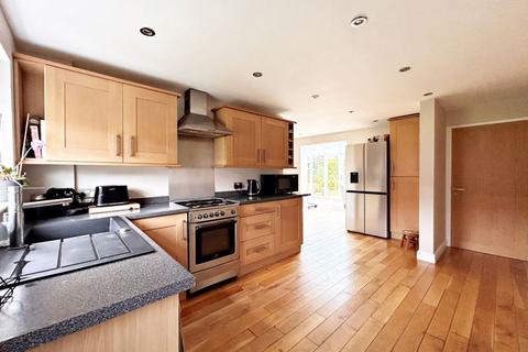 undefined, Stonewell Terrace, Pershore