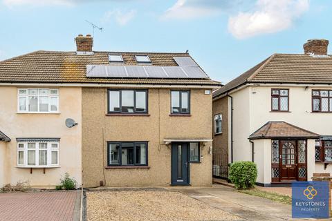 5 bedroom semi-detached house for sale, Dunster Close, Collier Row, RM5