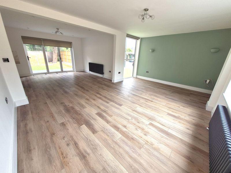 Lounge Dining Area