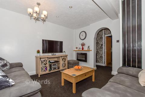 2 bedroom detached bungalow for sale, Amsbury Road, Coxheath, Maidstone, Kent