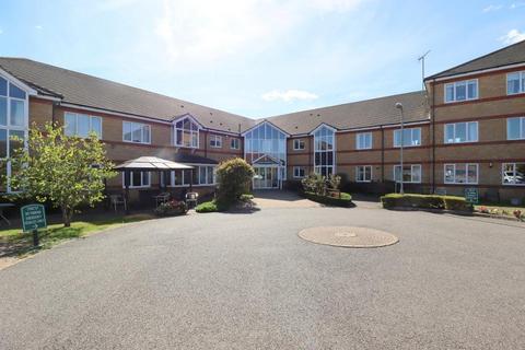 2 bedroom apartment for sale, Bushmead Court, Bushmead, Luton, Bedfordshire, LU2 7GY