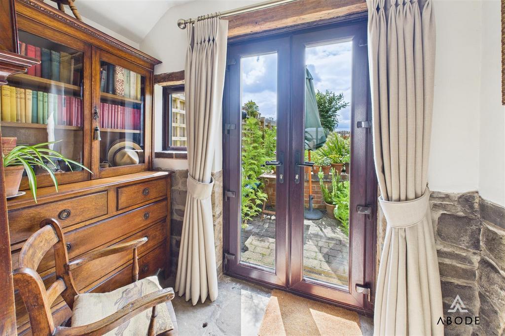 CAM04913 G0-PR0050-STILL017.jpg