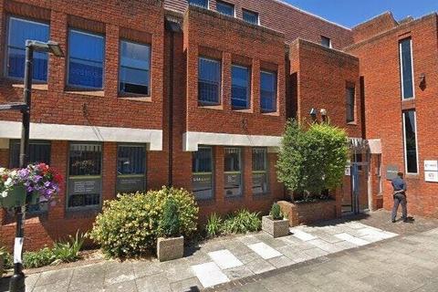 Office to rent, George St Aylesbury HP20 2HU
