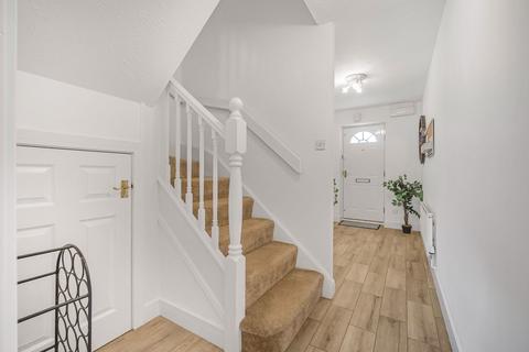 8 Kestell Drive, Cardiff, CF11 7BF
