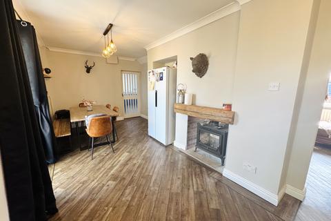 31 Attlee Avenue, Blackhall Colliery, Hartlepool, TS27 4BY