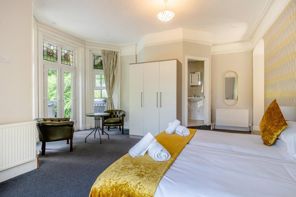 Principal Bedroom