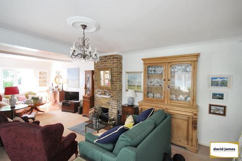 3 bedroom semi-detached house for sale, Southlands Road, Bromley