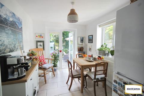 3 bedroom semi-detached house for sale, Southlands Road, Bromley