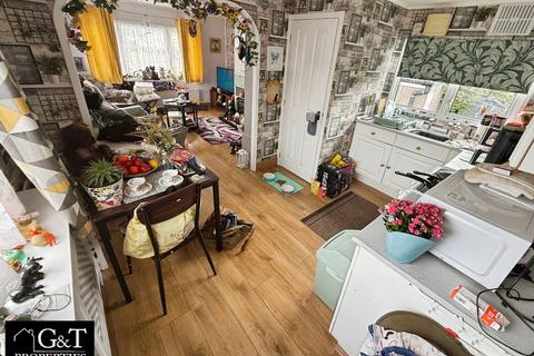 undefined, Hinksford Mobile Home Park, Kingswinford