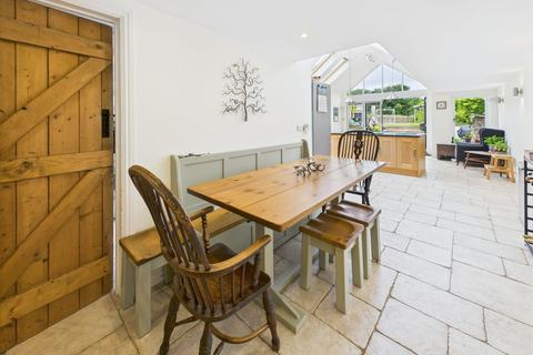 undefined, Milton-Under-Wychwood, Chipping Norton OX7