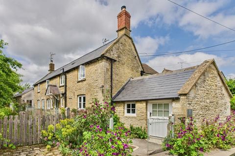 undefined, Milton-Under-Wychwood, Chipping Norton OX7