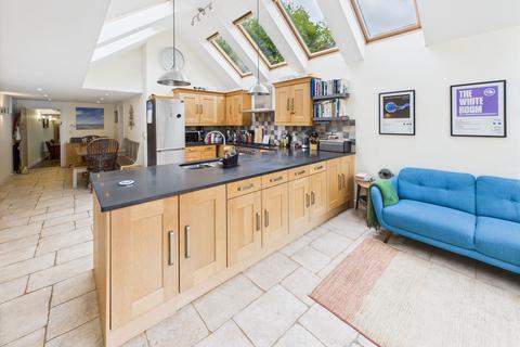 undefined, Milton-Under-Wychwood, Chipping Norton OX7