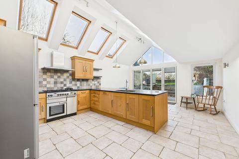undefined, Milton-Under-Wychwood, Chipping Norton OX7