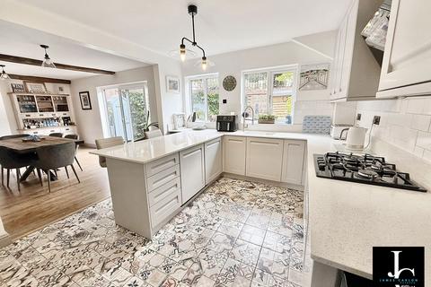 3 bedroom terraced house for sale, Wesley Road, Telford TF8