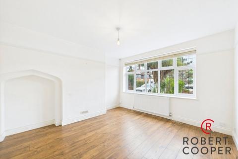 1 Garth Close, Ruislip, HA4 9PT
