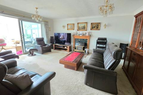 5 bedroom detached house for sale, Coverdale Avenue, Bexhill-on-Sea, TN39