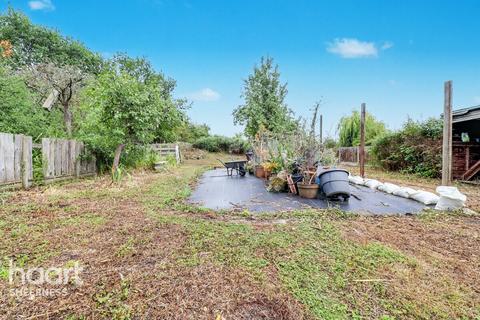 4 bedroom detached bungalow for sale, Elmley Road, Minster