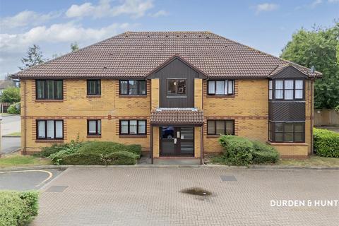 undefined, Holland Close, Romford, RM7