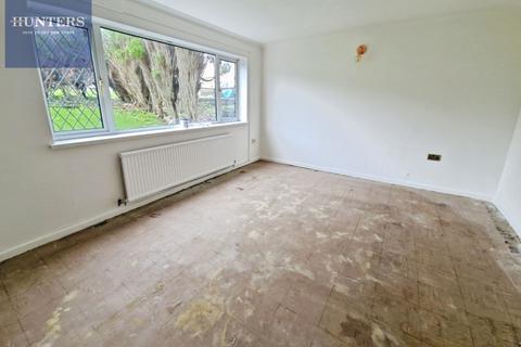 undefined, Ton Rhosyn, Brackla, Bridgend