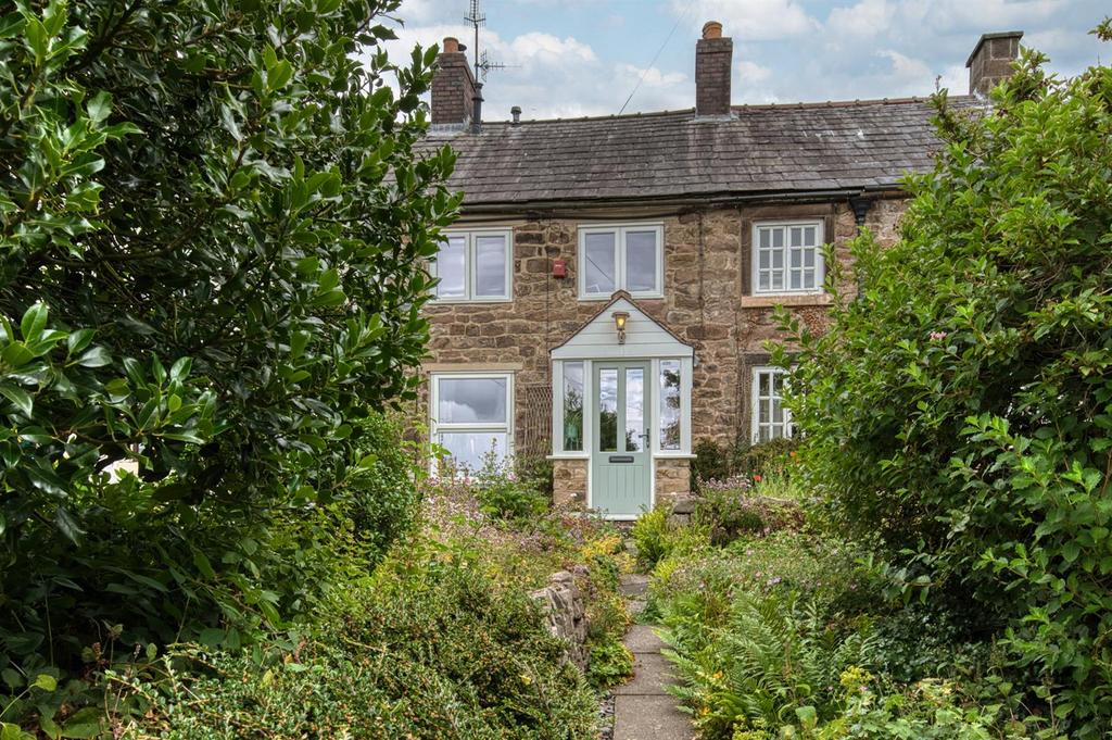 Front of the home and garden.jpg