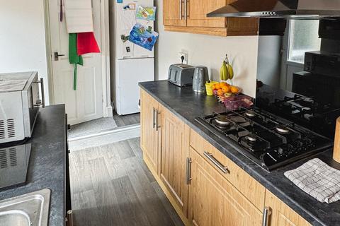 2 bedroom end of terrace house for sale, Gilbert Street, Holyhead, Anglesey, LL65