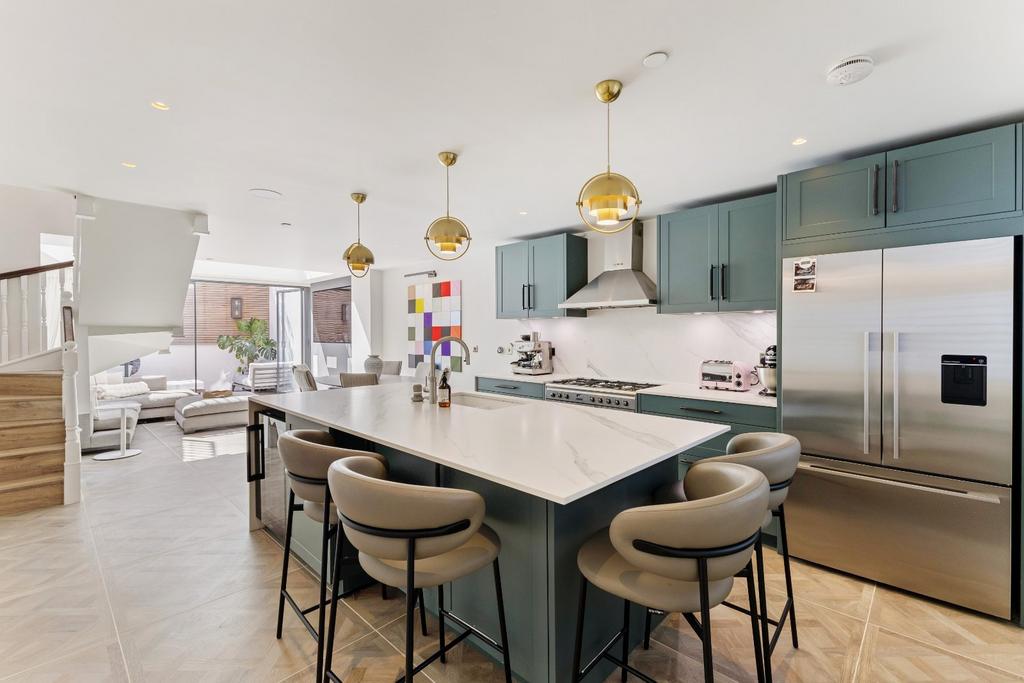 House in London - View 4