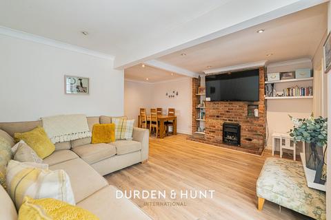 2 bedroom semi-detached bungalow for sale, Days Lane, Pilgrims Hatch, CM15