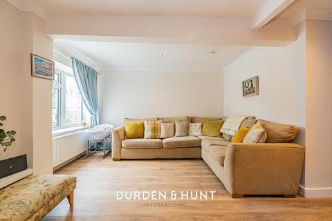 2 bedroom semi-detached bungalow for sale, Days Lane, Pilgrims Hatch, CM15