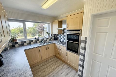 3 bedroom detached house for sale, Eldon Drive, Abergele, Conwy, LL22 7DA
