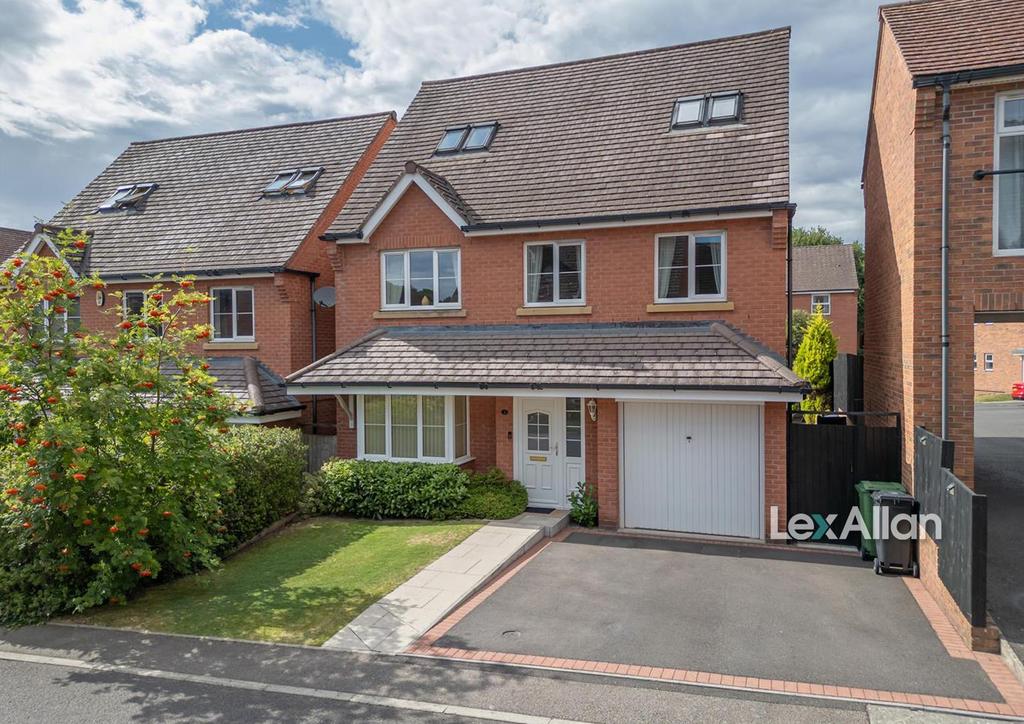 Smalman Close Stourbridge 2.jpg