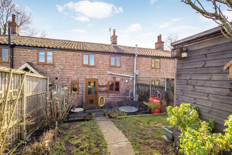 2 bedroom cottage for sale, Lovingly Restored Chain Free Period Cottage in Tranquil Sustead