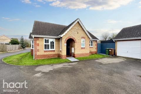 2 bedroom detached bungalow for sale, Windmill Gardens, Wisbech