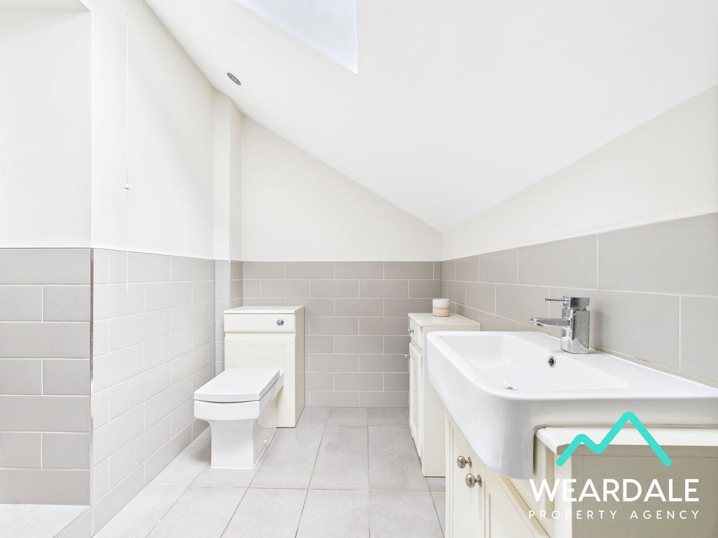 Bedroom 1 En-suite