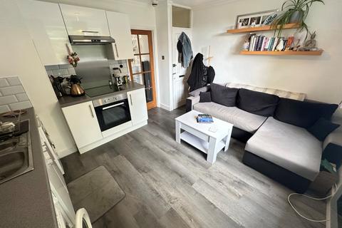 undefined, High Street South, Bedfordshire LU6