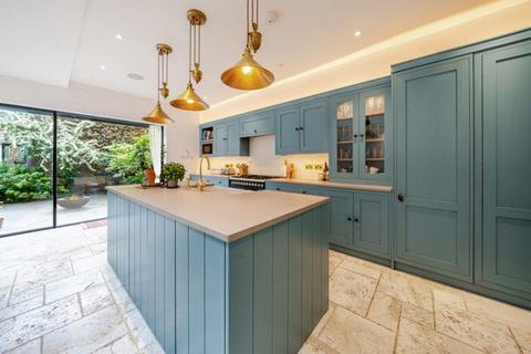 Lime Grove, London, W12