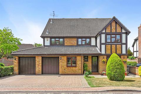 undefined, Yew Tree Close, Hatfiled Peverel