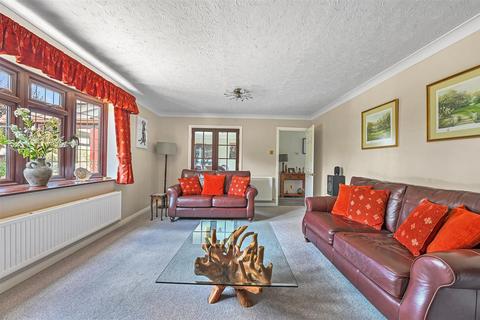 undefined, Yew Tree Close, Hatfiled Peverel